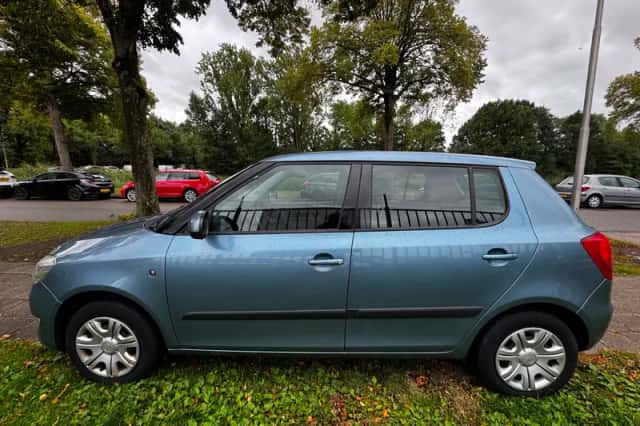 Škoda Fabia (2010) thumbnail 2