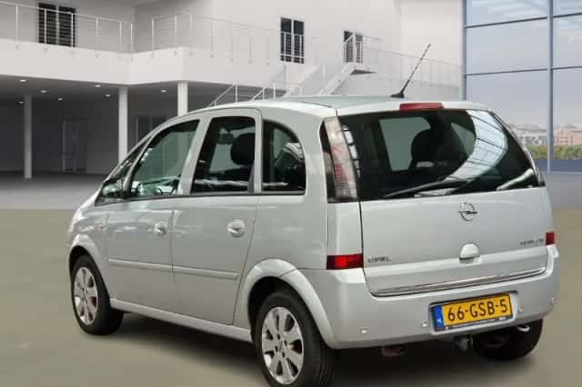 Opel Meriva (2008) thumbnail 4