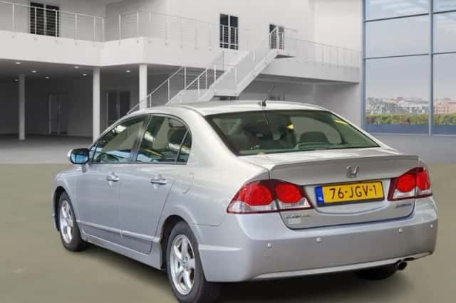 Honda Civic (2009) thumbnail 4