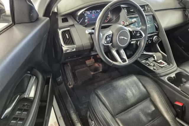 Jaguar E-Pace (2021) thumbnail 5