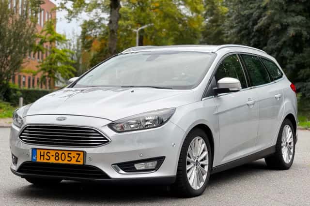 Ford Focus (2015) thumbnail 4