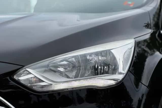 Ford C-Max (2017) thumbnail 5