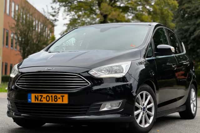 Ford C-Max (2017) thumbnail 6