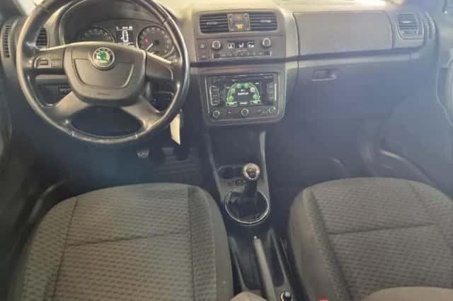Škoda Fabia (2011) thumbnail 6