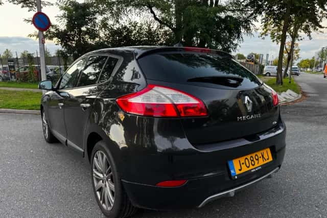 Renault Mégane (2011) thumbnail 3