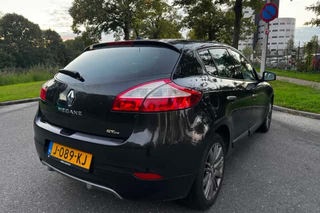 Renault Mégane (2011) thumbnail 5