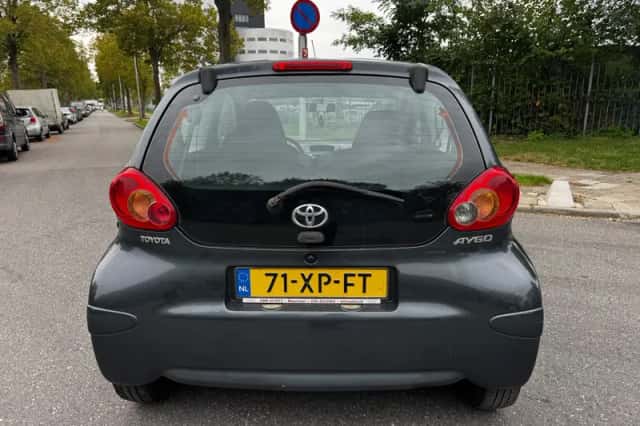 Toyota Aygo (2007) thumbnail 3
