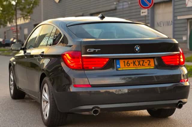 BMW 5-Serie (2010) thumbnail 5