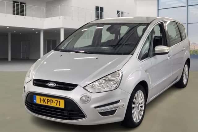 Ford S-Max (2013) thumbnail 1