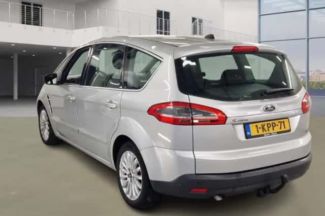 Ford S-Max (2013) thumbnail 4