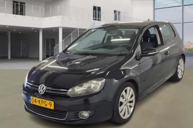 Volkswagen Golf (2010) thumbnail 1