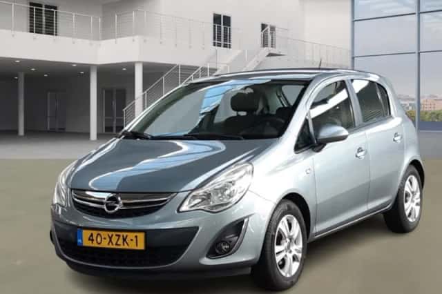 Opel Corsa (2012) thumbnail 1