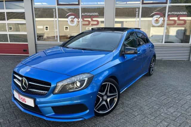 Mercedes-Benz A-Klasse (2014) thumbnail 2