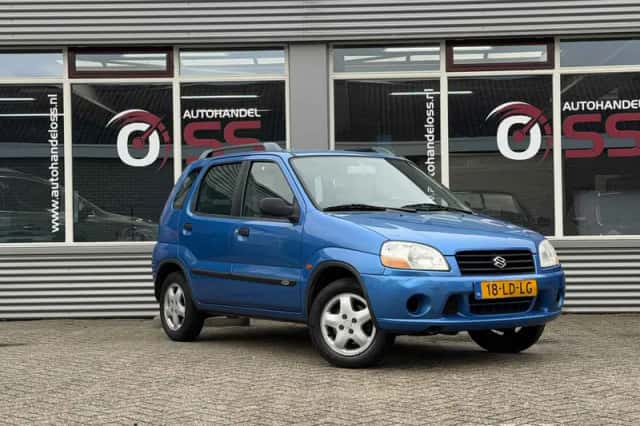 Suzuki Ignis (2002) thumbnail 3