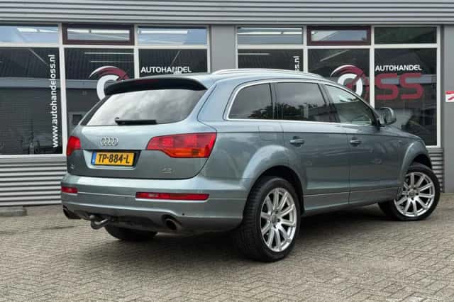 Audi Q7 (2007) thumbnail 4