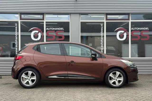 Renault Clio (2013) thumbnail 5
