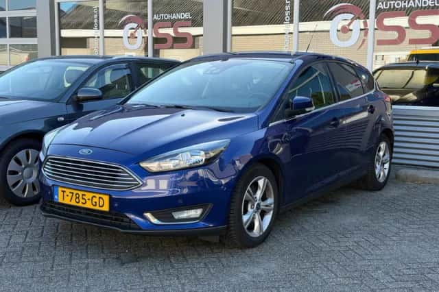 Ford Focus (2014) thumbnail 1