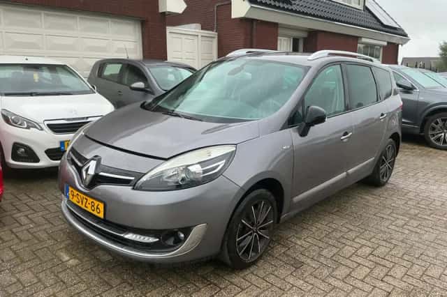 Renault Grand Scénic (2013) thumbnail 1