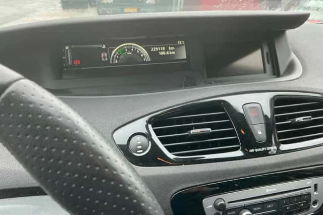 Renault Grand Scénic (2013) thumbnail 5