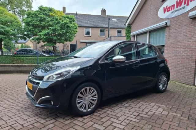 Peugeot 208 (2019) thumbnail 6
