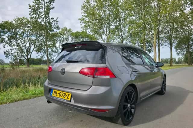 Volkswagen Golf (2015) thumbnail 6
