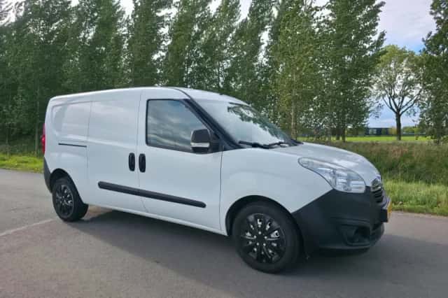 Opel Combo (2014) thumbnail 1
