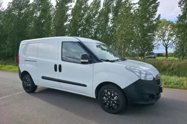 Opel Combo (2014) thumbnail 3