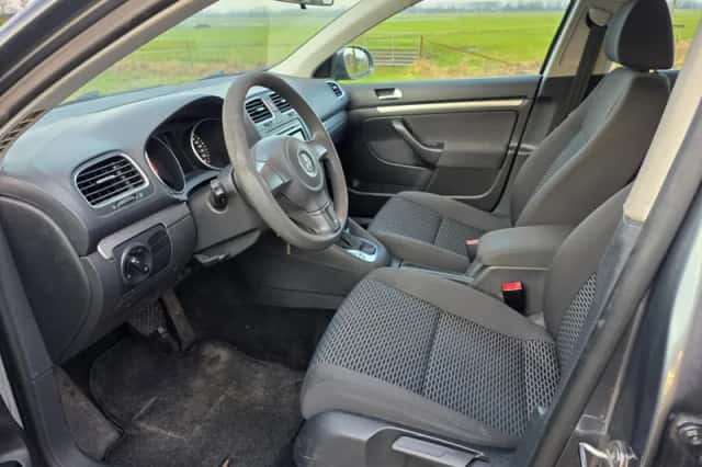 Volkswagen Golf (2010) thumbnail 6