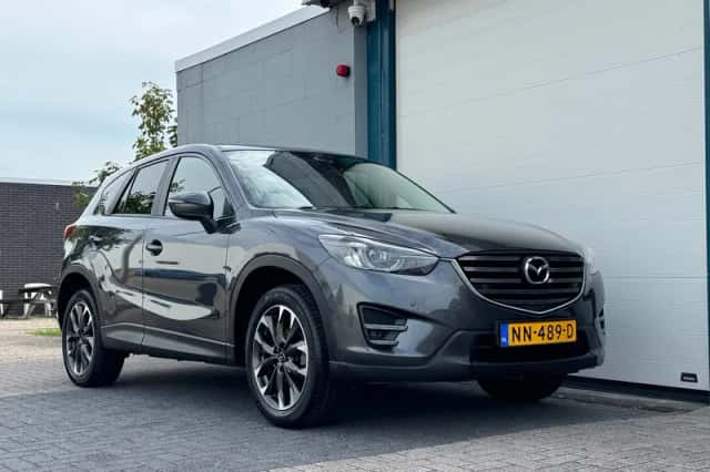 Mazda CX-5 (2017) thumbnail 4