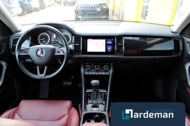 Škoda Kodiaq (2018) thumbnail 2