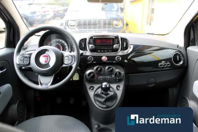 Fiat 500 (2017) thumbnail 2