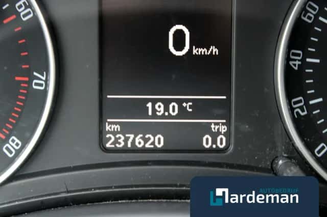 Škoda Octavia (2011) thumbnail 3