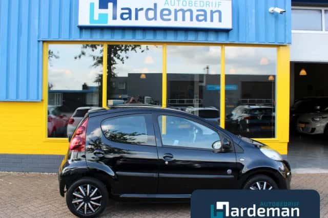 Peugeot 107 (2012) thumbnail 5