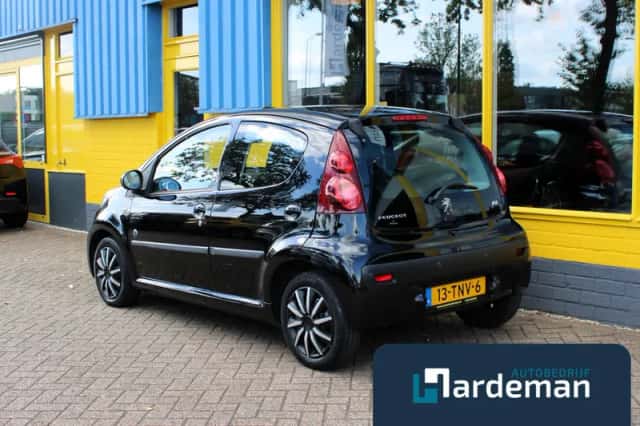 Peugeot 107 (2012) thumbnail 6