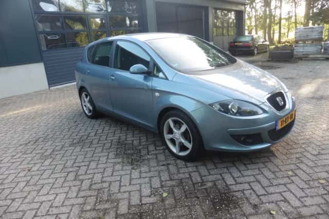 SEAT Toledo (2005) thumbnail 3