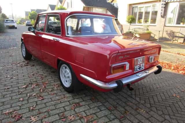 Alfa Romeo Giulia (1976) thumbnail 4