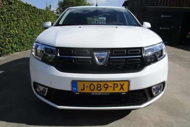 Dacia Sandero (2020) thumbnail 2