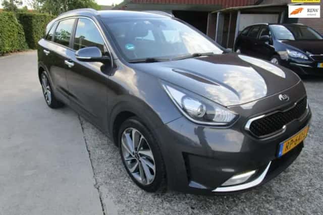 Kia Niro (2018) thumbnail 1