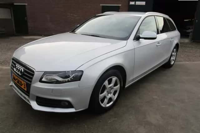 Audi A4 (2010) thumbnail 1