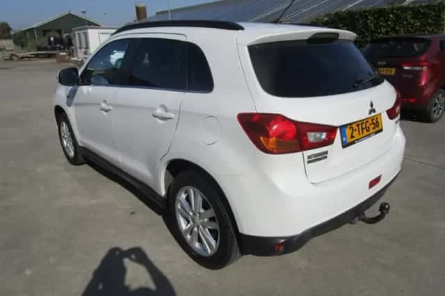 Mitsubishi ASX (2014) thumbnail 3