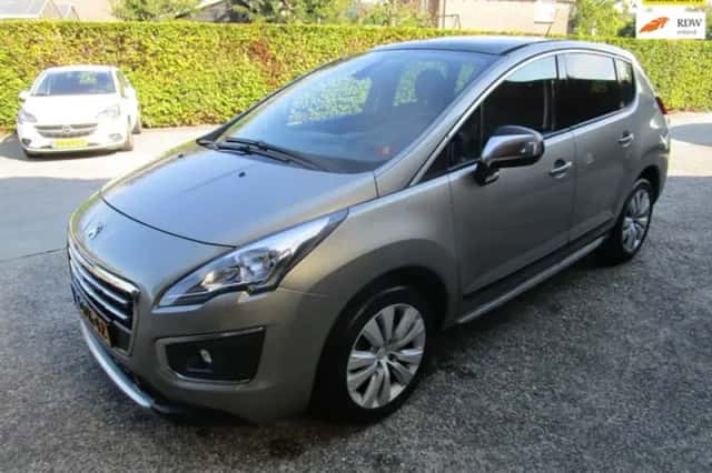 Peugeot 3008 (2014) thumbnail 1