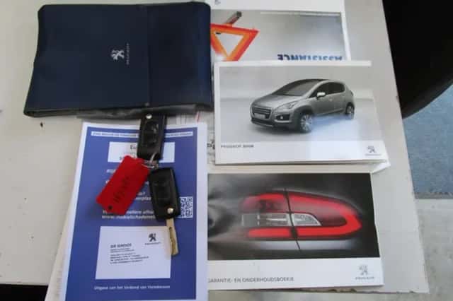 Peugeot 3008 (2014) thumbnail 6