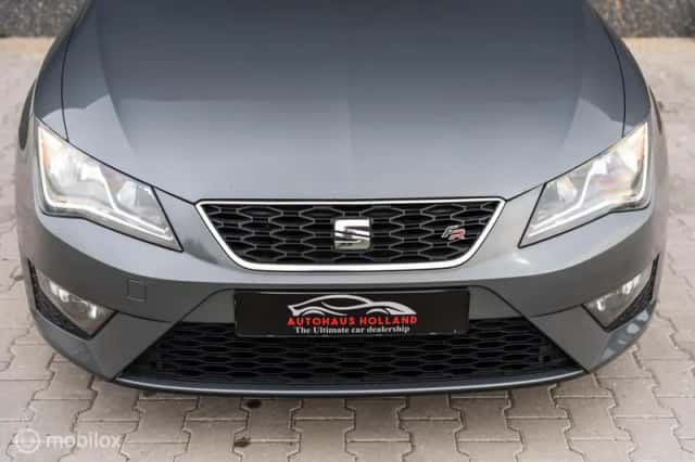 SEAT Leon (2015) thumbnail 5