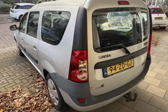Dacia Logan MCV (2008) thumbnail 6