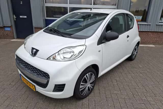 Peugeot 107 (2010) thumbnail 1