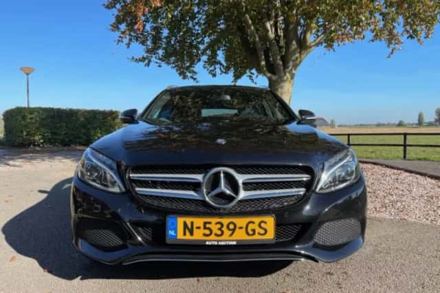 Mercedes-Benz C-Klasse (2014) thumbnail 2