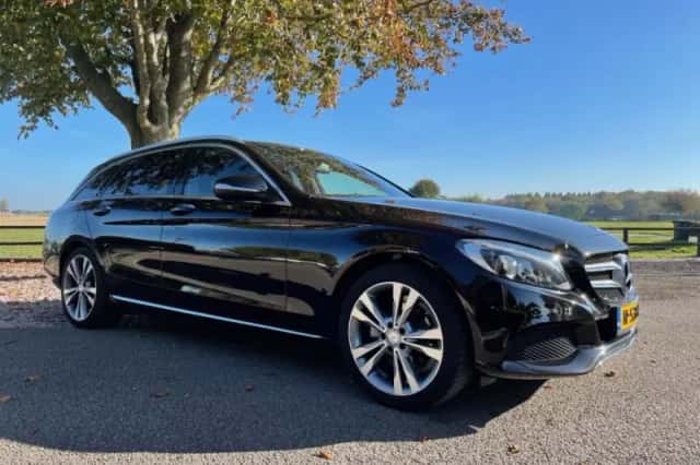Mercedes-Benz C-Klasse (2014) thumbnail 3