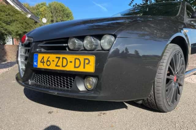Alfa Romeo 159 (2008) thumbnail 2