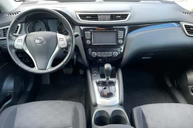 Nissan Qashqai (2017) thumbnail 6