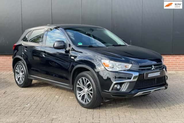 Mitsubishi ASX (2018) thumbnail 1